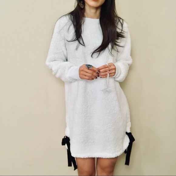 Sweaters - Brand new puppy soft sweater shirt